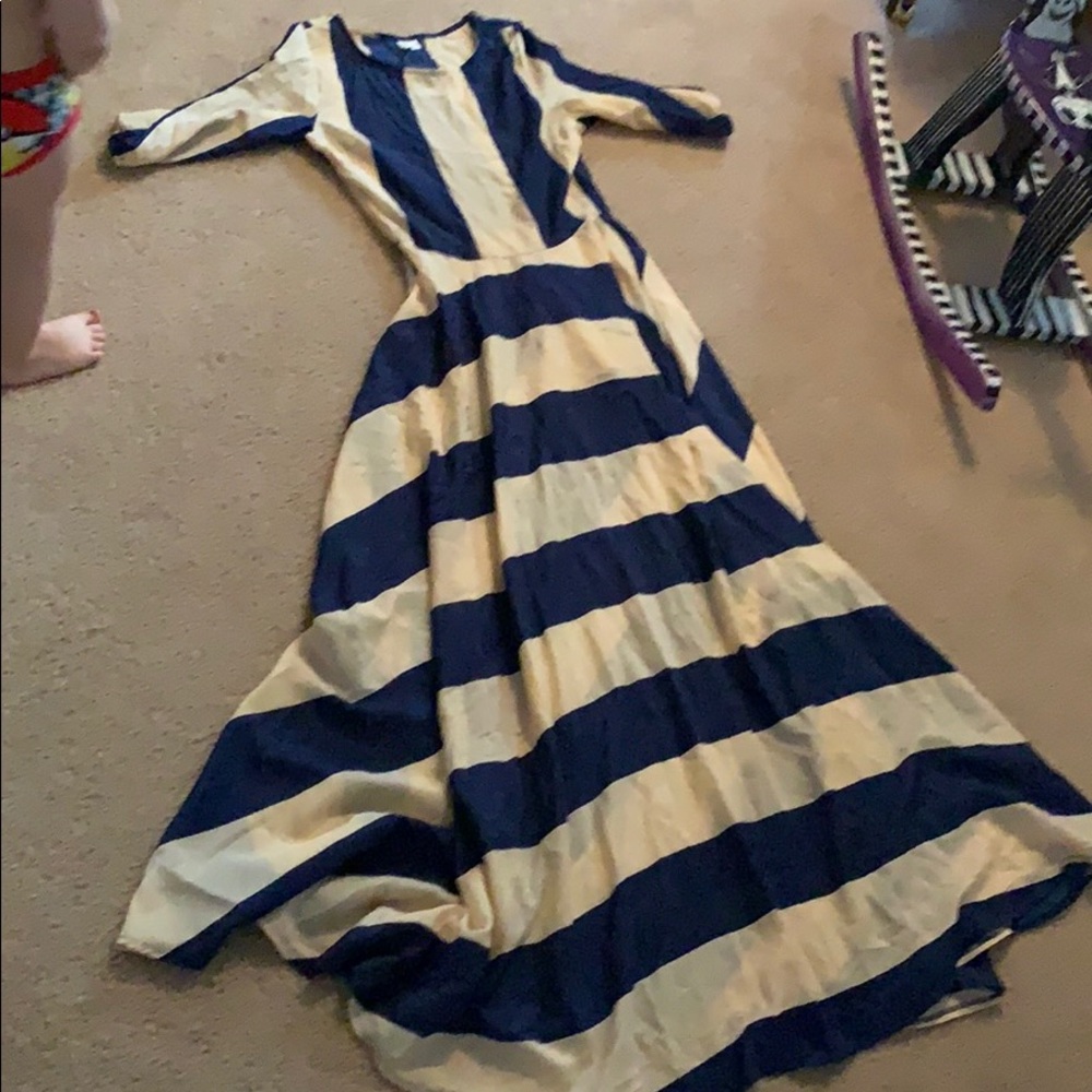 Striped flowy dress